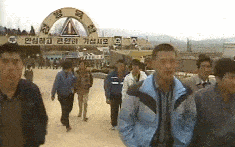 162429cc88635990.gif