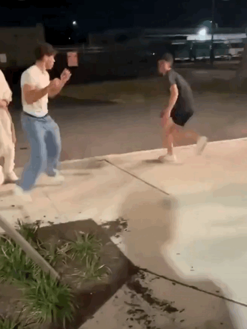 IMB_NTU8ci.gif
