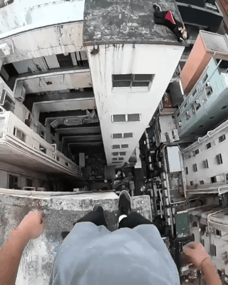 Bgw5e286cbe069d6.gif