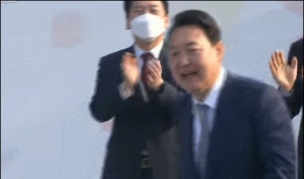 03.gif