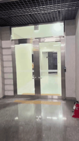 GIF_20260428_224249_362.gif