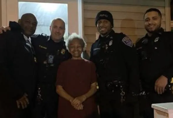 강호에선 노인과 여인을 주의해라 - 유렉카 채널 003.png.ren.webp