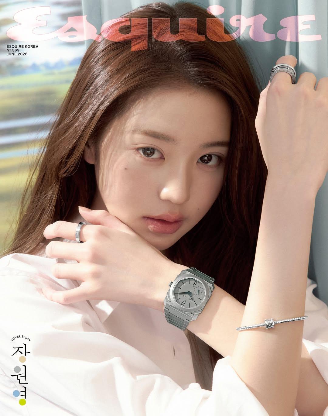 esquire.korea_20260514_p_3896760837772088767_1_3896760837772088767.jpg