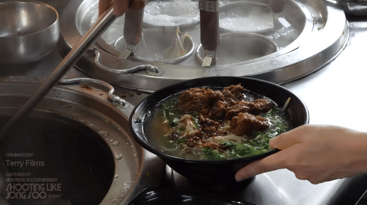 156a2464a7d1dcea2d81aa1f01e2e775b9b6b1d6.gif