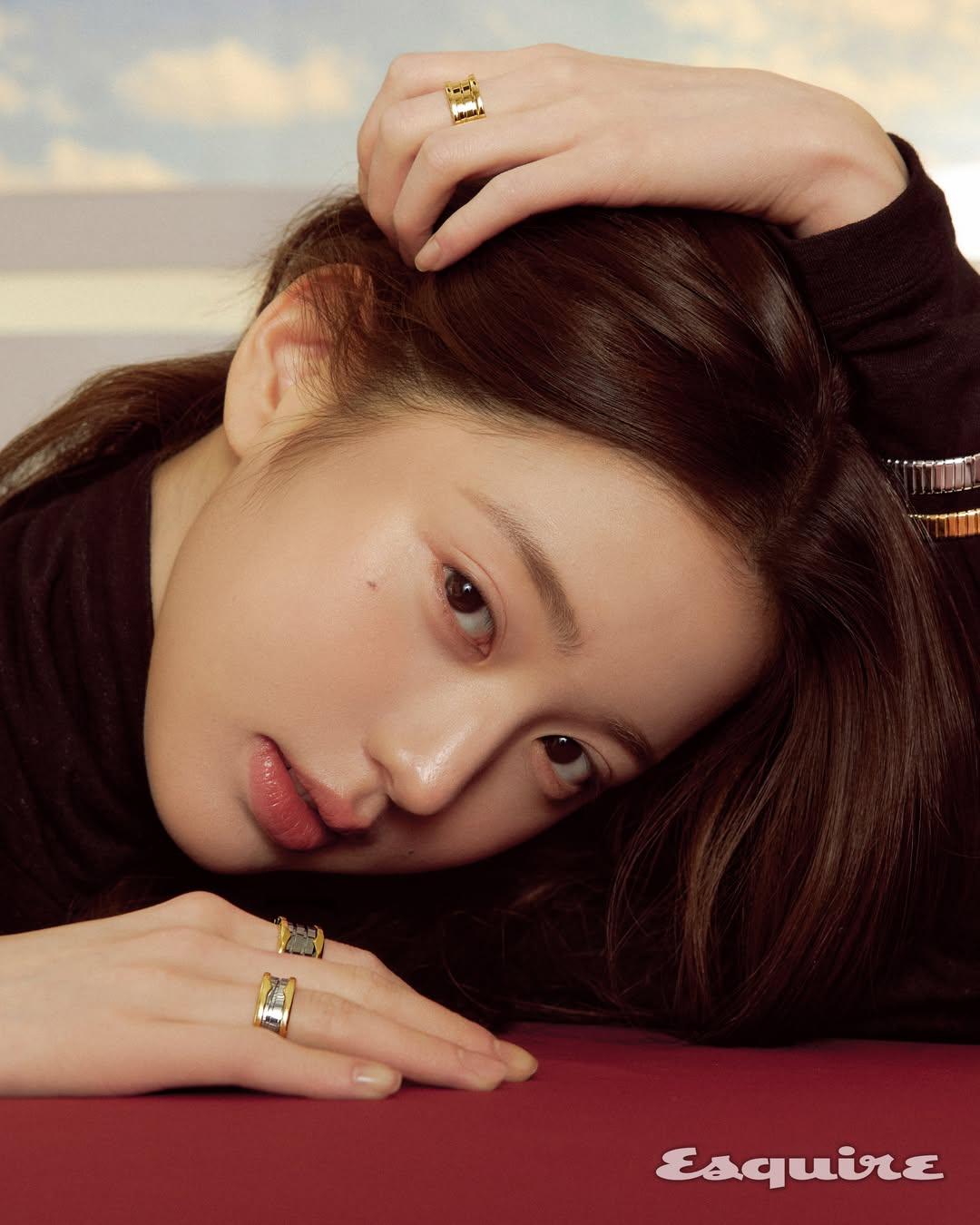 esquire.korea_20260520_p_3901132332636022423_1_3901106589818397950.jpg