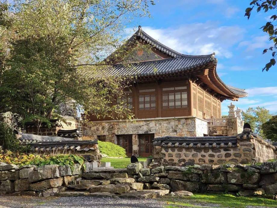 c08b4759-446f-44da-ae03-0a54ebefbf2c_4.webp