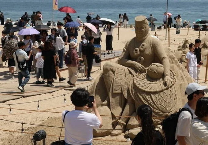 클릭하시면 원본 이미지를 보실 수 있습니다.