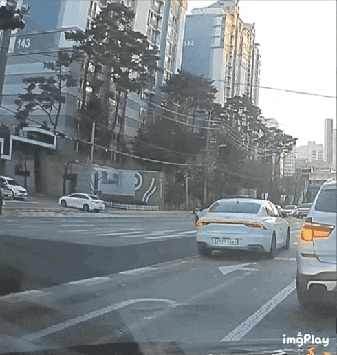 Internet_20260419_234409_1.gif