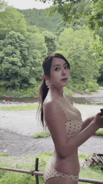 b8017077befbffa4924e4985b58802d2dd2dc5f9.gif
