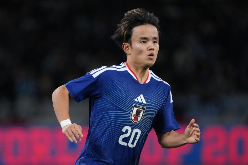 Takefusa_Kubo_of_Japan_v_Bolivia_during_friendly.jpg