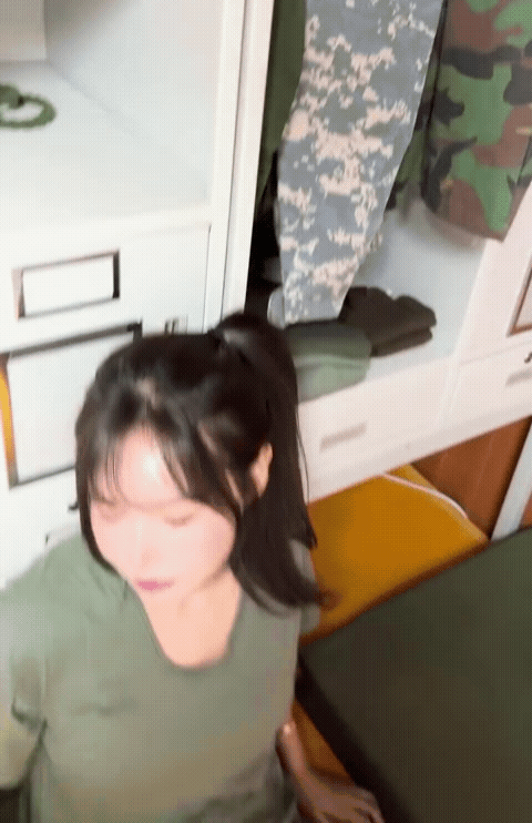 1000149240.gif