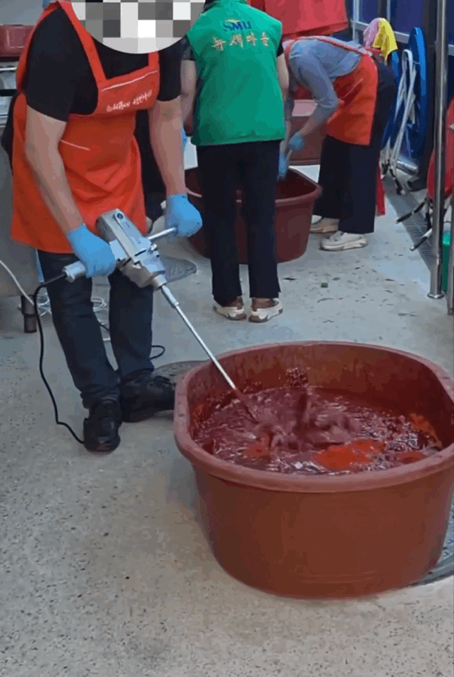 IMB_x7dp2e.gif