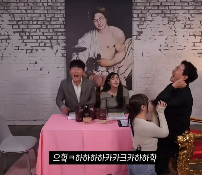 클릭하시면 원본 이미지를 보실 수 있습니다.