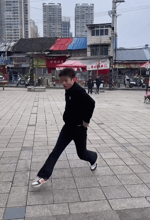 GIF_20260819_160300_894.gif