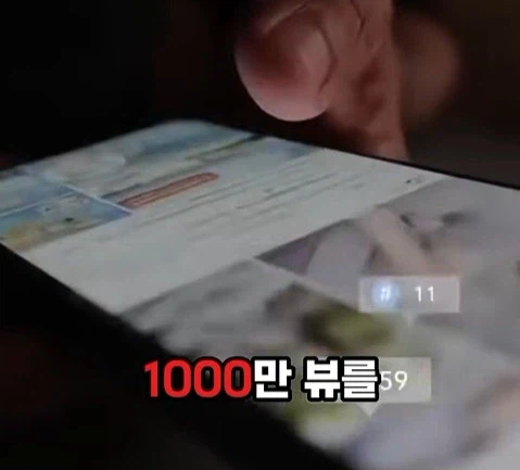 1792284753609-12.webp