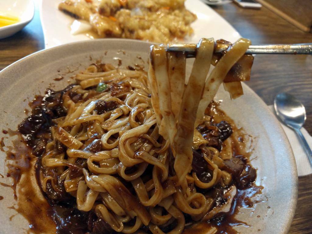 칼국수집에 갔다가 | 보배드림 국산차게시판