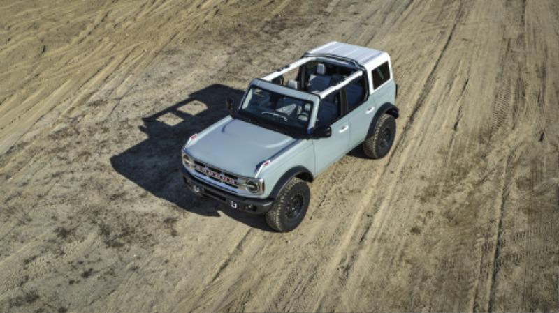 Ford-Bronco-Features-14.jpg