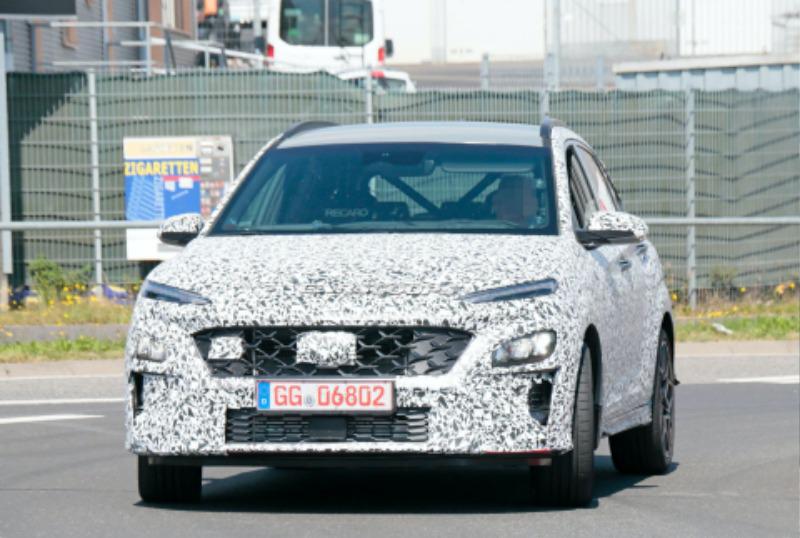 2021-Hyundai-Kona-N-spy-shots-1.jpg