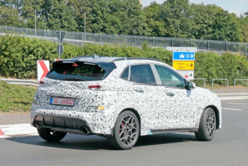 2021-Hyundai-Kona-N-spy-shots-7.jpg