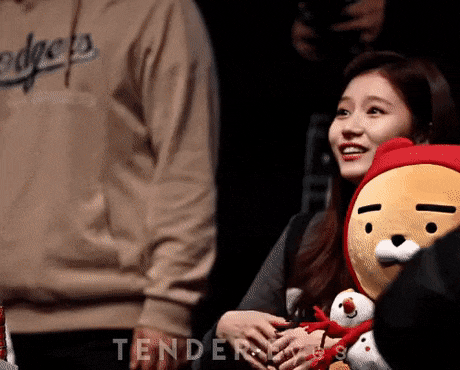 doja1592130931_2022457743.gif