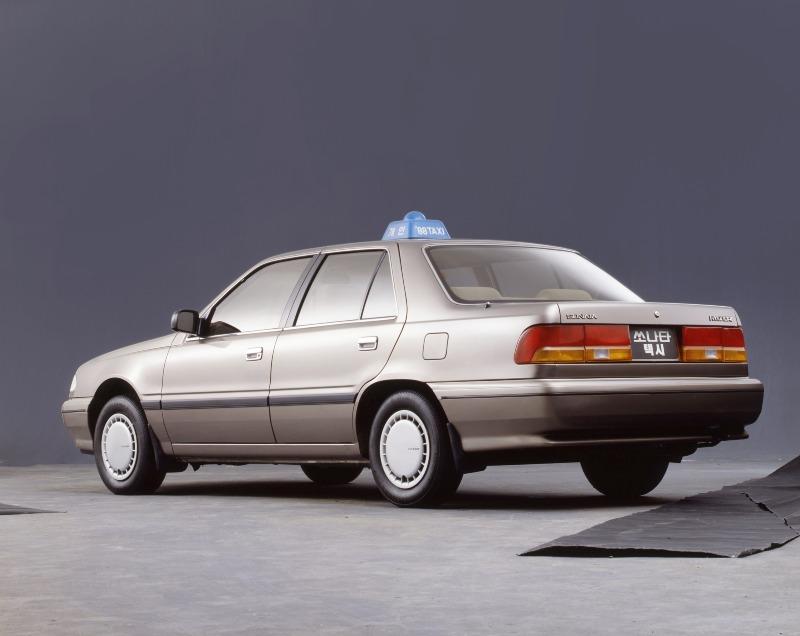 Heritage_Sonata_Taxi_Studio_Shot01_07.jpg