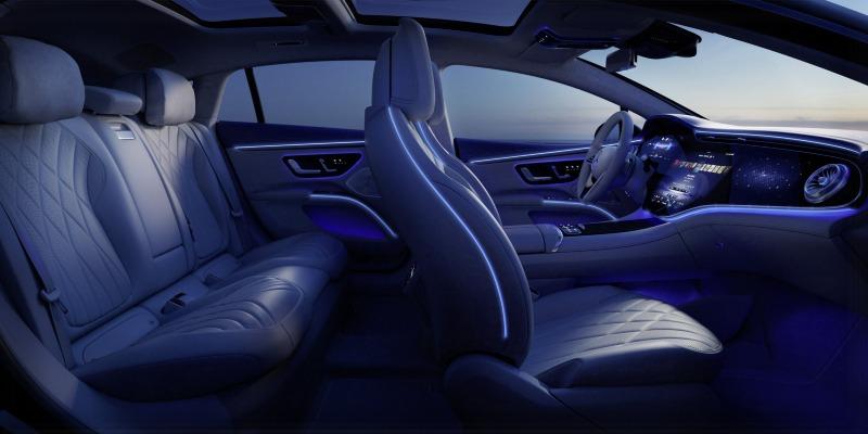 2022-Mercedes-EQS-EV-Sedan-Interior-23.jpg