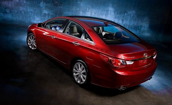 2011_hyundai_sonata_15_cd_gallery.jpg