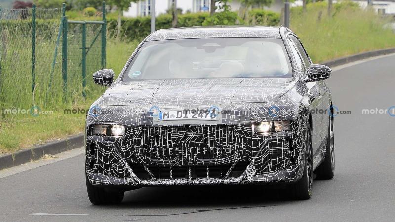 2023-bmw-7-series-spy-photo.jpg