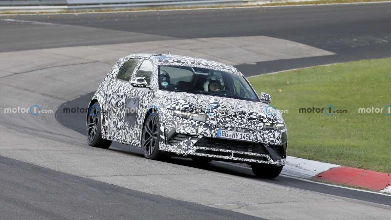 2023-hyundai-ioniq-5-n-new-spy-photo (1).jpg