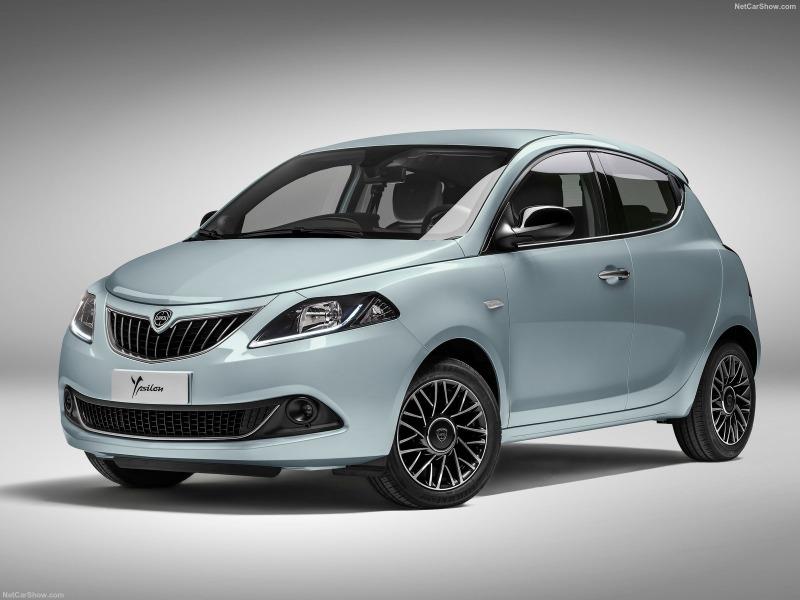 Lancia-Ypsilon-2023-1600-07.jpg