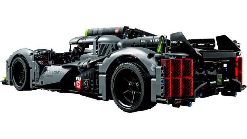 8-Lego-Technic-Peugeot-9X8.jpg