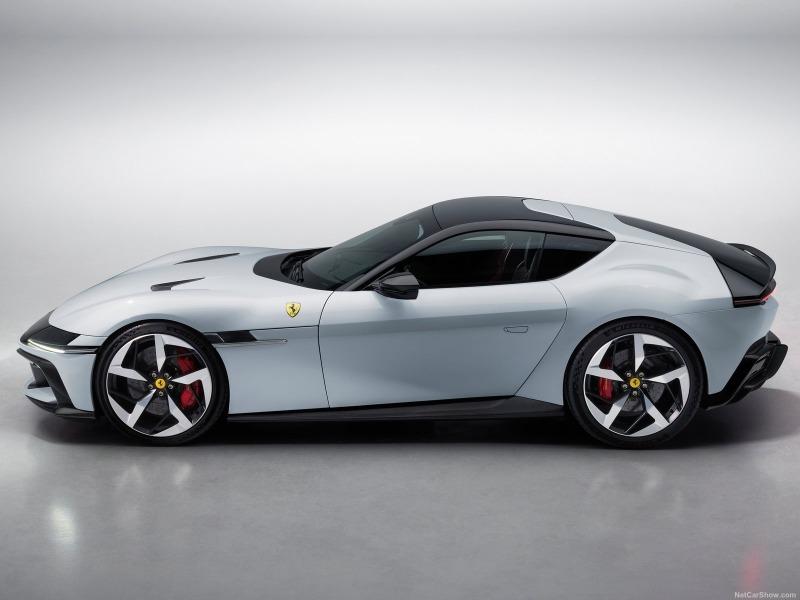 Ferrari-12Cilindri-2025-1600-14.jpg