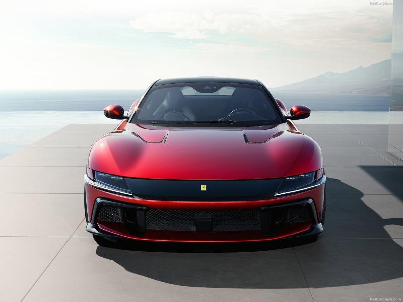 Ferrari-12Cilindri-2025-1600-06.jpg