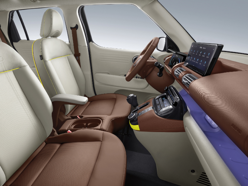 img-interior-vehicle-02.972543c.png