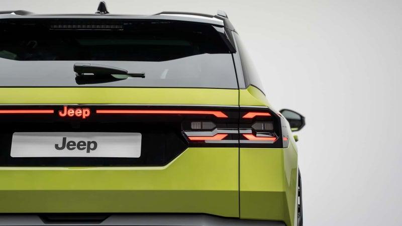 jeep-compass-2025_(9).jpg