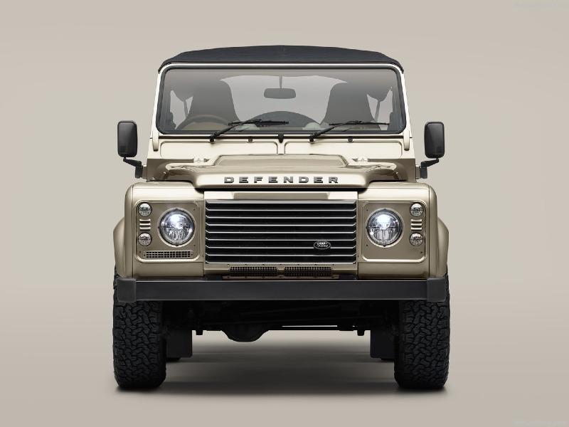 Land_Rover-Defender_Classic_V8_Soft_Top-2025-1280-55e645c24e51bfd5d02db250002567dbba.jpg
