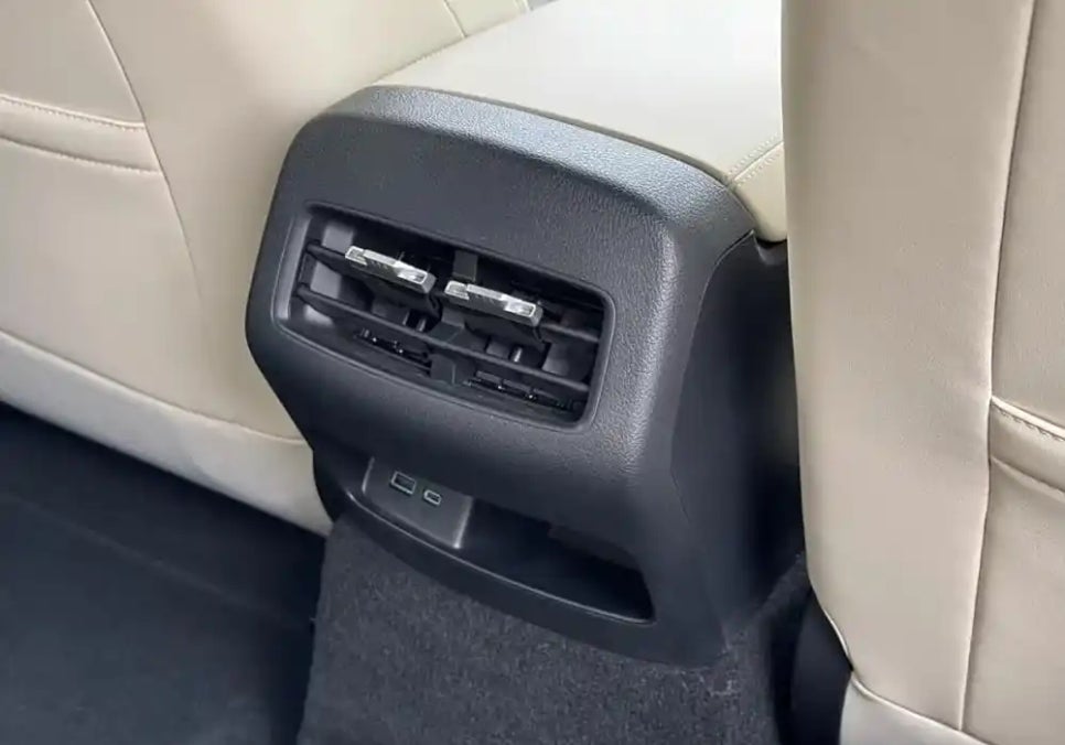 1000x0_autohomecar__ChxoHmeta6eACoufAAE7CAEqZkI32.jpeg.jpg