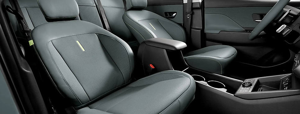 kona_hybrid_interior_1st_row_relaxation_comfort_seat.png