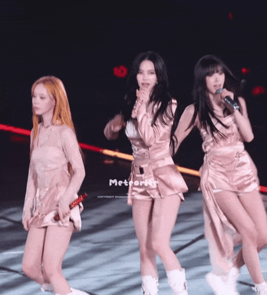 b6ac5b40f20aa61ae12ce1d7d90f5b8aecf0596c.gif