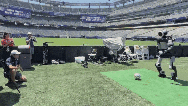 news-p.v1.20260716.f9b60cff7a7e4393adabcc65903e4916_P1.gif