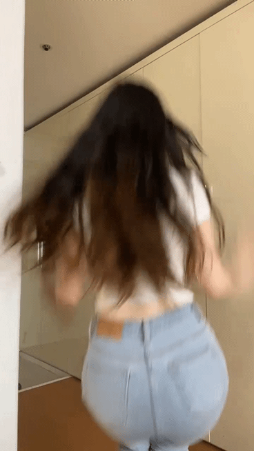 T4YWSva3_bf20e004cdf2af6736ab69a697e6b3f772e24d41(1).gif