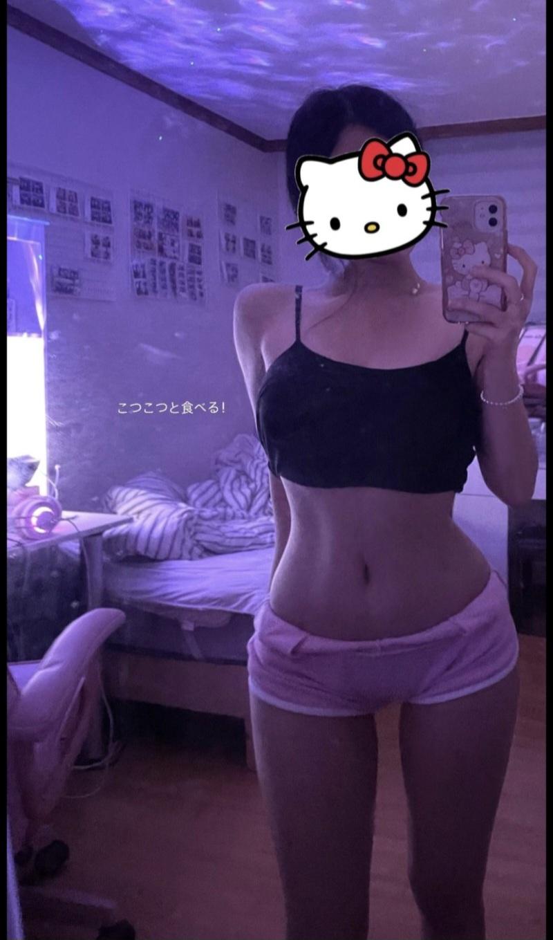 thumb-mi27FaOn_902da1f8de1830307b7e3c965f72ac81e43be835_800x1733.jpg