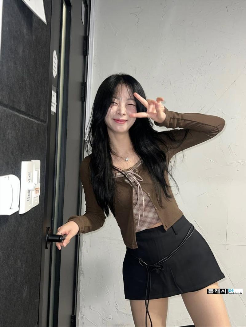 레이디비 시온 인스타그램.jpeg