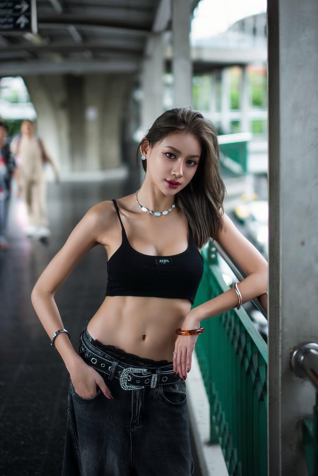 53817.jpg