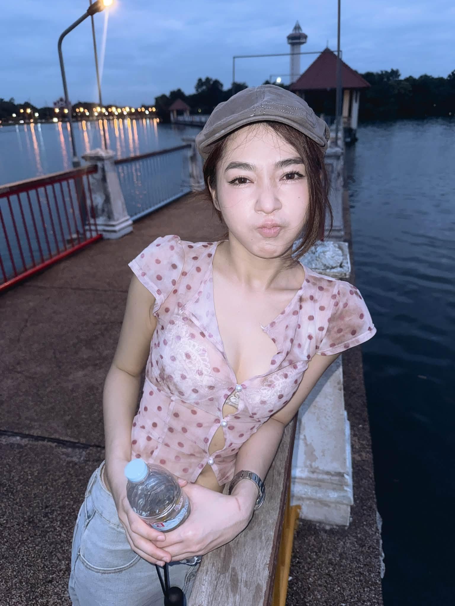 53887.jpg
