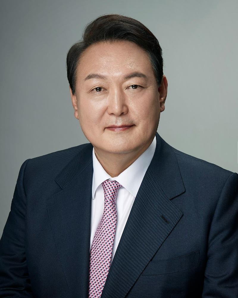 South_Korea_President_Yoon_Suk_Yeol_portrait.jpg