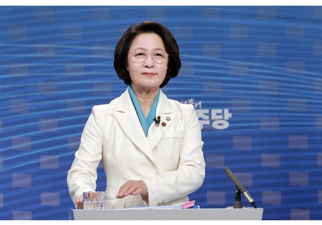 Screenshot_20260407_221954_Samsung Internet.jpg