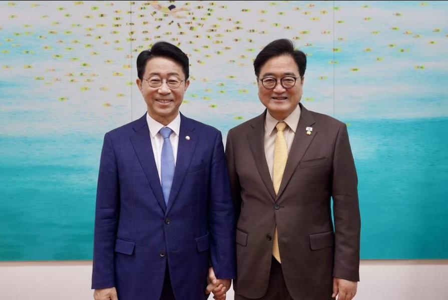 스크린샷_5-5-2026_112745_www.facebook.com.jpeg