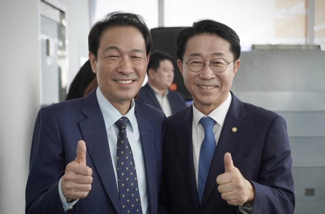 스크린샷_10-5-2026_111914_www.facebook.com.jpeg