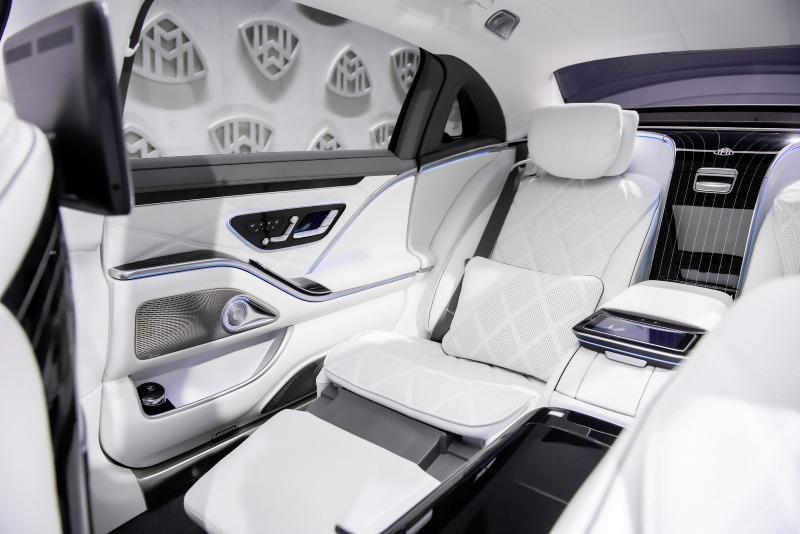 2021-Mercedes-Maybach-S-Class-141.jpg